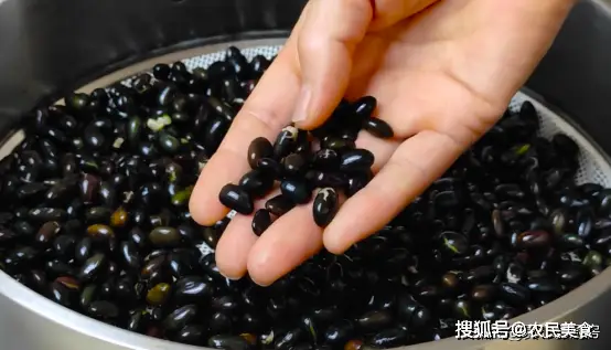 摔伤脸上色素吃什么水果退_脸部擦伤色素能消退吗_皮肤受伤色素沉着吃什么比较好
